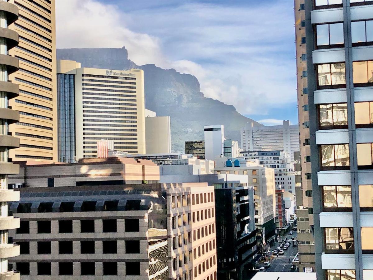 Icon Self Catering Apartment In Cape Town Near Waterfront And Cticc Exterior photo